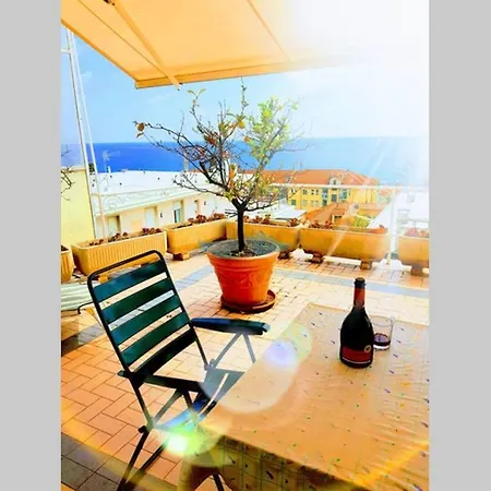 Attico Sul Mare A San Remo