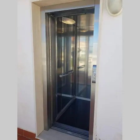 Attico Sul Mare A Appartement